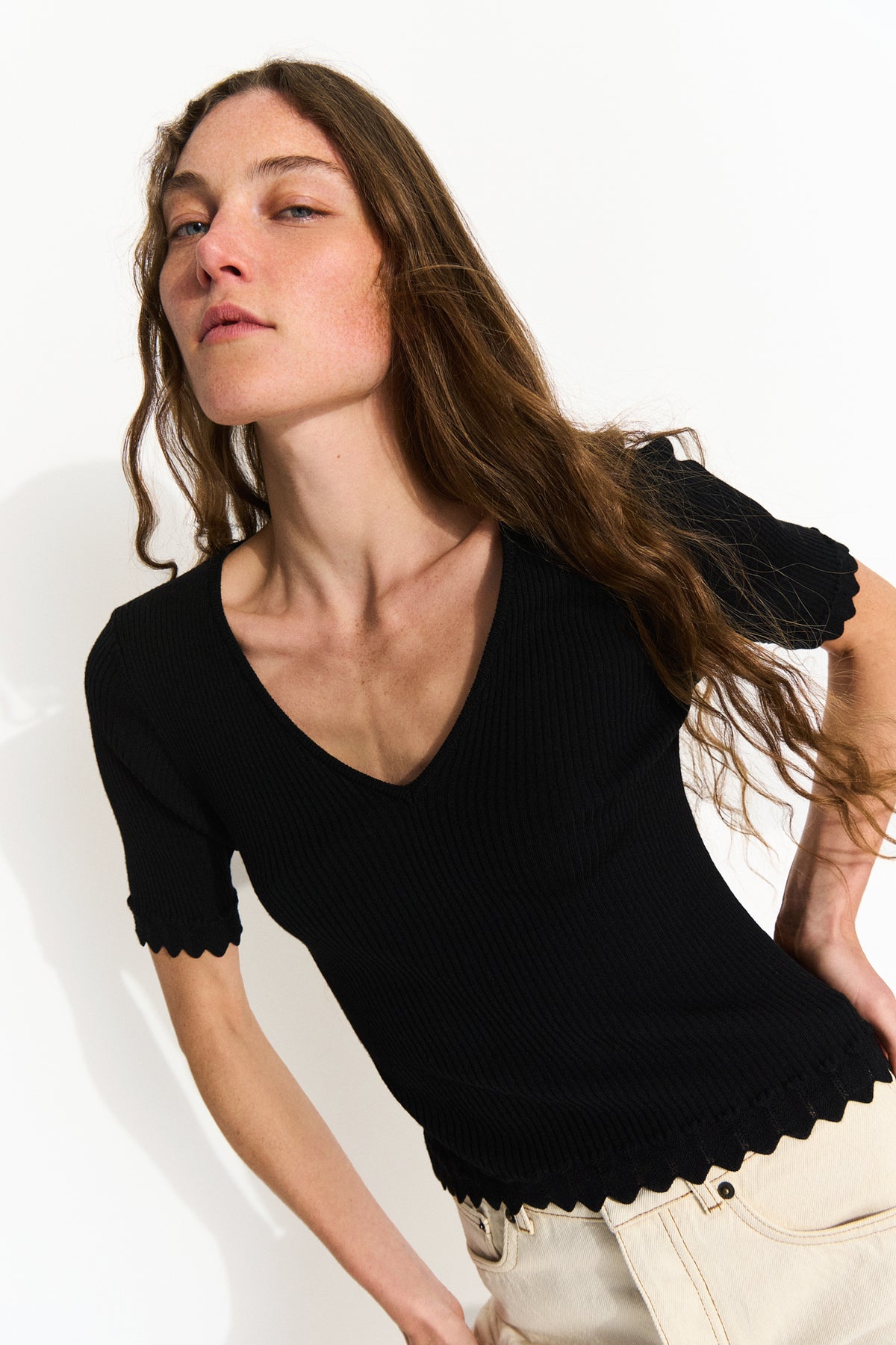 Skall Studio Ada tee Tee Black