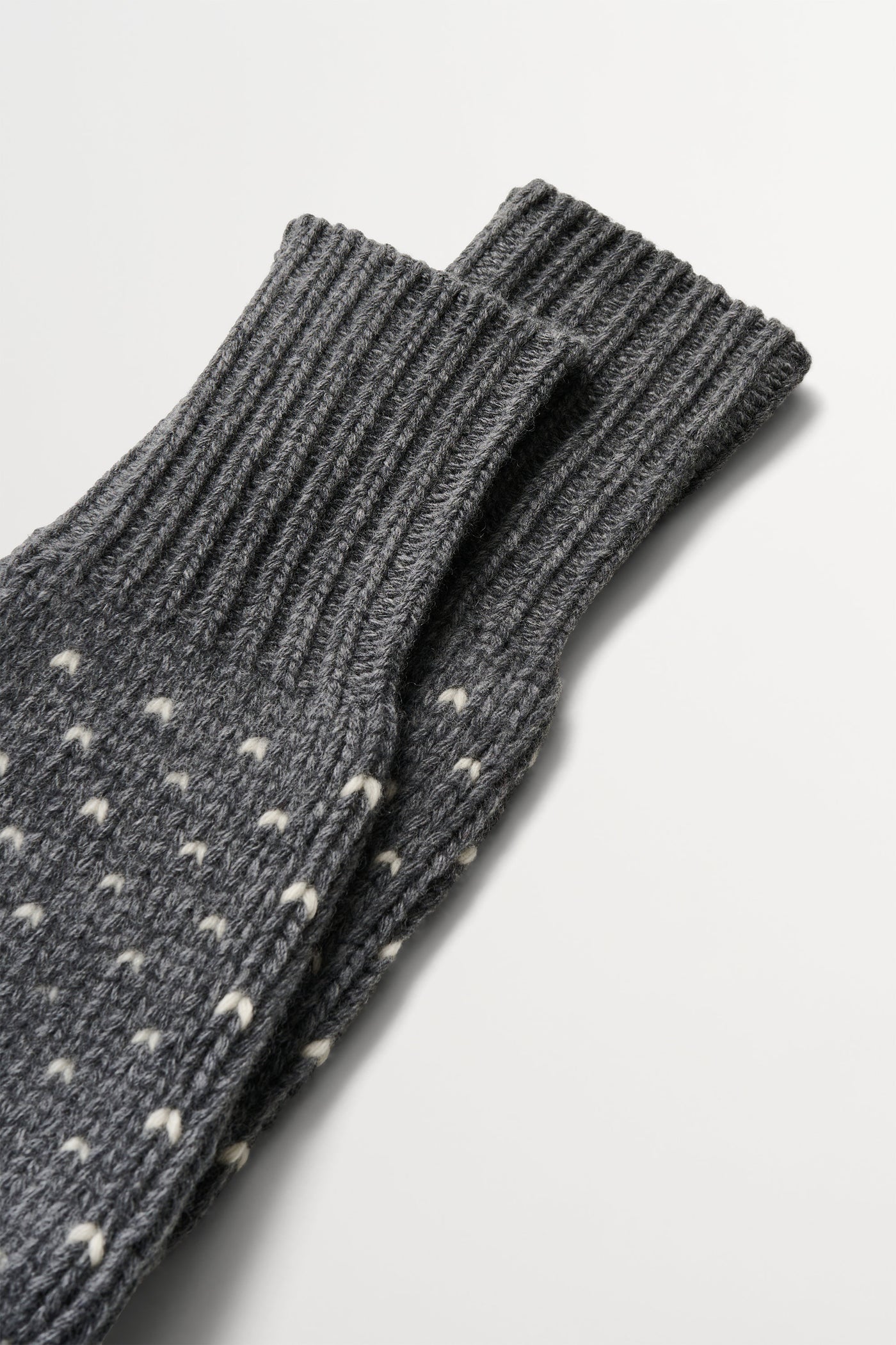 Skall Studio Misty mittens Mittens Grey jacquard